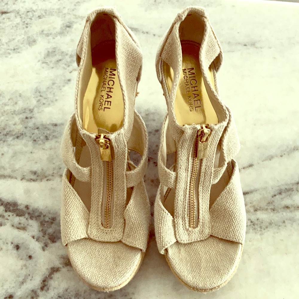 MK Wedge